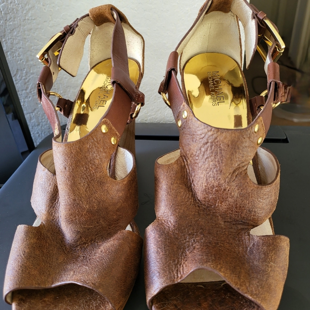 Women's Michael Kors "4 in" wedge heels sandals brown
